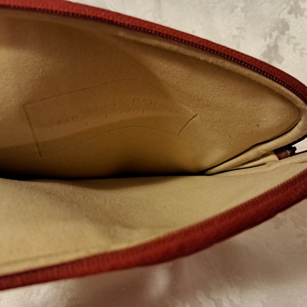 Michael Kors Red Tablet Case - Picture 5 of 7